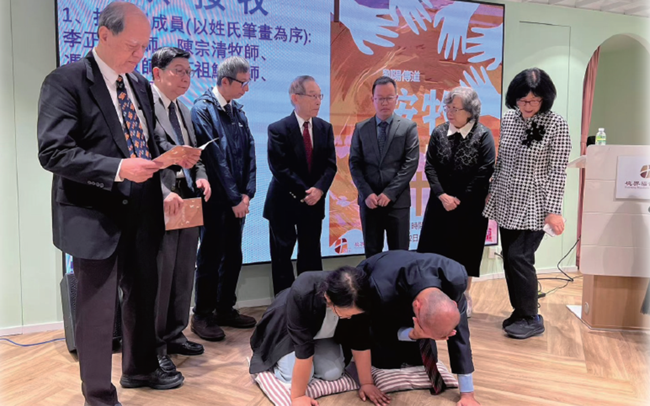 再次獻在基督台前—寫於按牧典禮